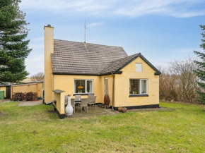 Holiday Home Birtir - 750m from the sea by Interhome